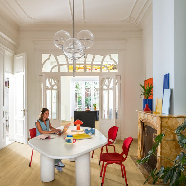 Pavimento in Laminato CAPTURE ROVERE SPAZZOLATO NATURALE CALDO QUICK-STEP per chi desidera un effetto legno credibile, facilmente integrabile in diversi stili di arredamento