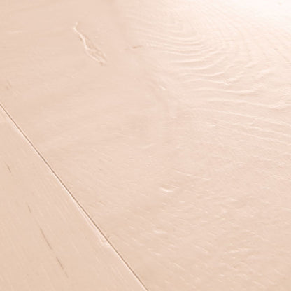 Pavimento in Laminato CAPTURE ROVERE TINTO ROSATO QUICK-STEP è pensato per ambienti che richiedono una tonalità calda ma controllata