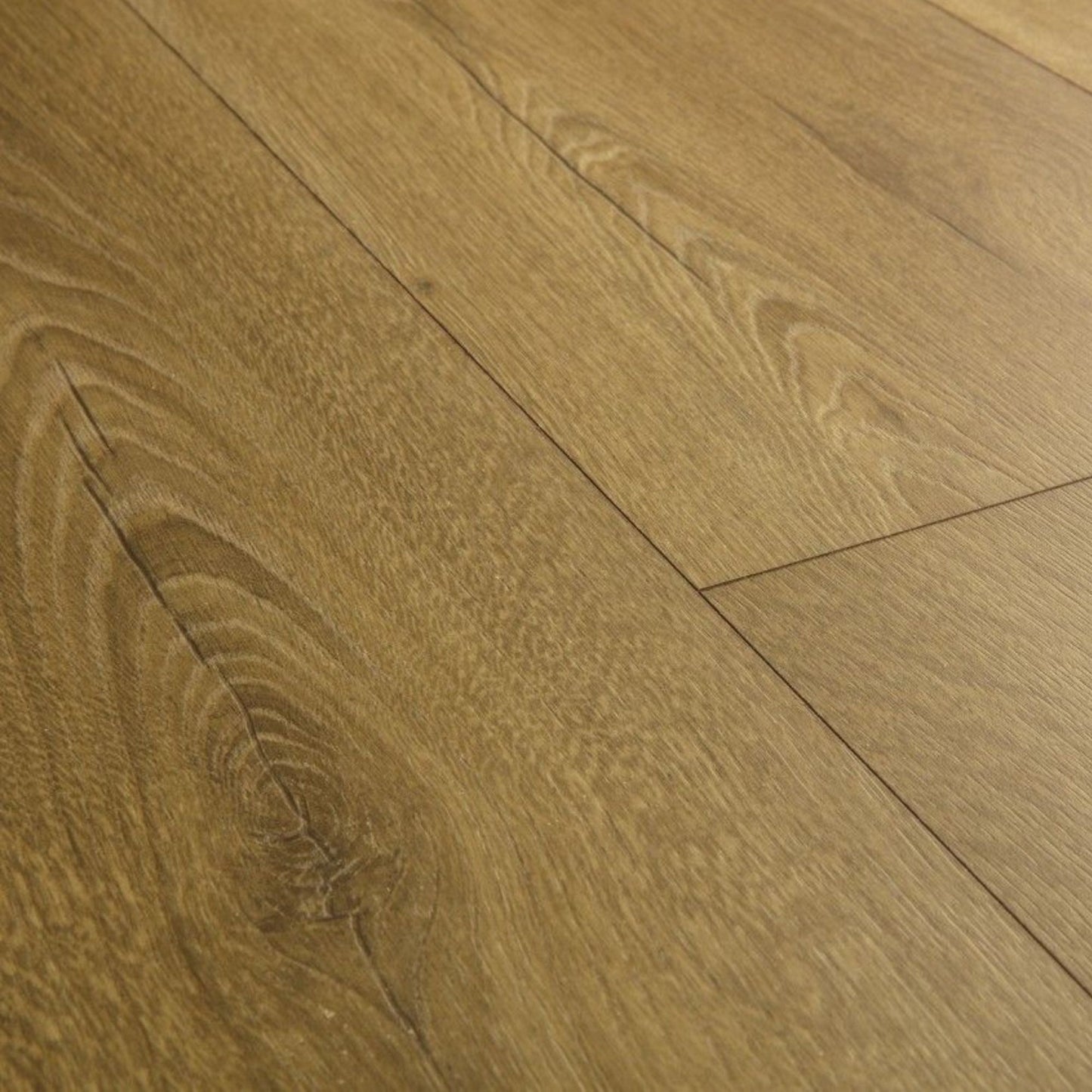 Pavimento in Laminato CLASSIC ROVERE MIELE D'ACACIA QUICK-STEP impermeabile al 100% con sistema Uniclic, compatibile con riscaldamento a pavimento