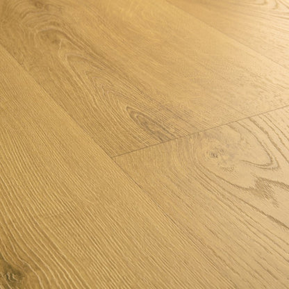 Pavimento in Laminato CLASSIC ROVERE CLASSICO CHIARO QUICK-STEP 100% impermeabile, bisellatura a stampa, sistema Uniclic