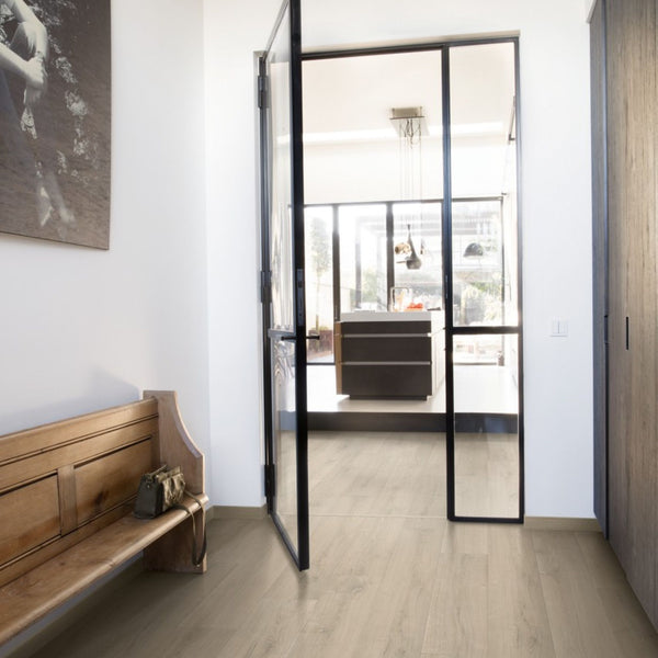 Pavimento in Laminato CAPTURE ROVERE SPAZZOLATO BEIGE QUICK-STEP bisellatura naturale, classe 32 e posa Uniclic per ambienti residenziali