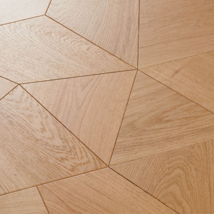 # PARQUET A DISEGNO GEOMETRIA PRISM ROVERE - LABOR LEGNO Design moderno, incastro 4 lati, finitura Oil UV, eleganza su misura per ambienti unici