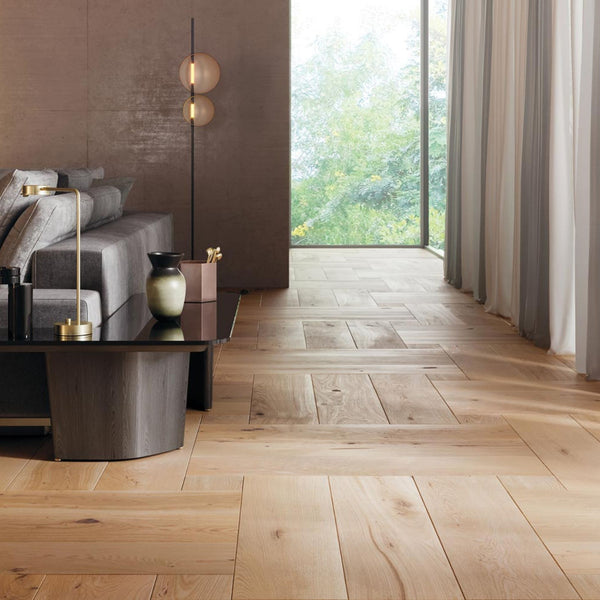 # PARQUET A DISEGNO GEOMETRIA WEAVE ROVERE - LABOR LEGNO Design concentrico, incastri su 4 lati, finitura vernice a base d’acqua