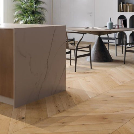 # PARQUET A DISEGNO SPINA UNGHERESE 45° MIX ROVERE - LABOR LEGNO design originale, posa a disegno elegante per ambienti luminosi