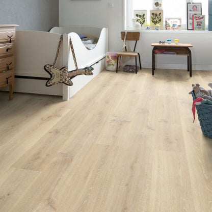 Pavimento in Laminato CREO ROVERE DEL TENNESSEE CHIARO QUICK-STEP impermeabile al 100%, resistente ai graffi, compatibile con riscaldamento a pavimento