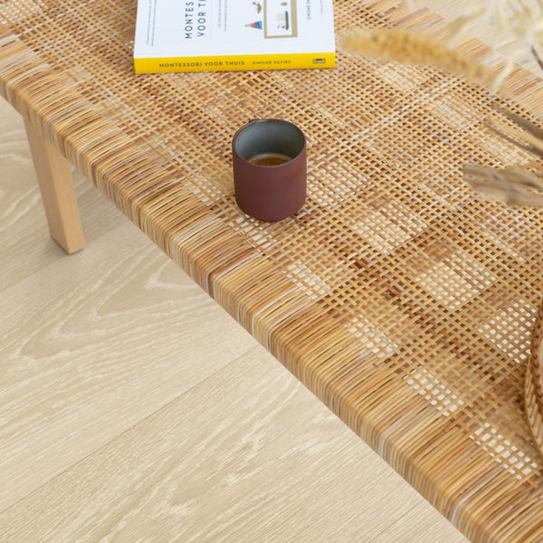 Pavimento in Laminato CLASSIC ROVERE BEIGE GHIACCIATO QUICK-STEP con sistema Uniclic e compatibilità con riscaldamento a pavimento per ambienti residenziali