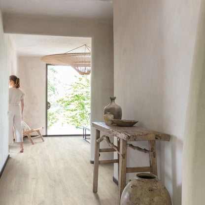 Pavimento in Laminato CLASSIC ROVERE RECUPERATO PATINATO BIANCO QUICK-STEP compatibilità con riscaldamento a pavimento per ambienti residenziali