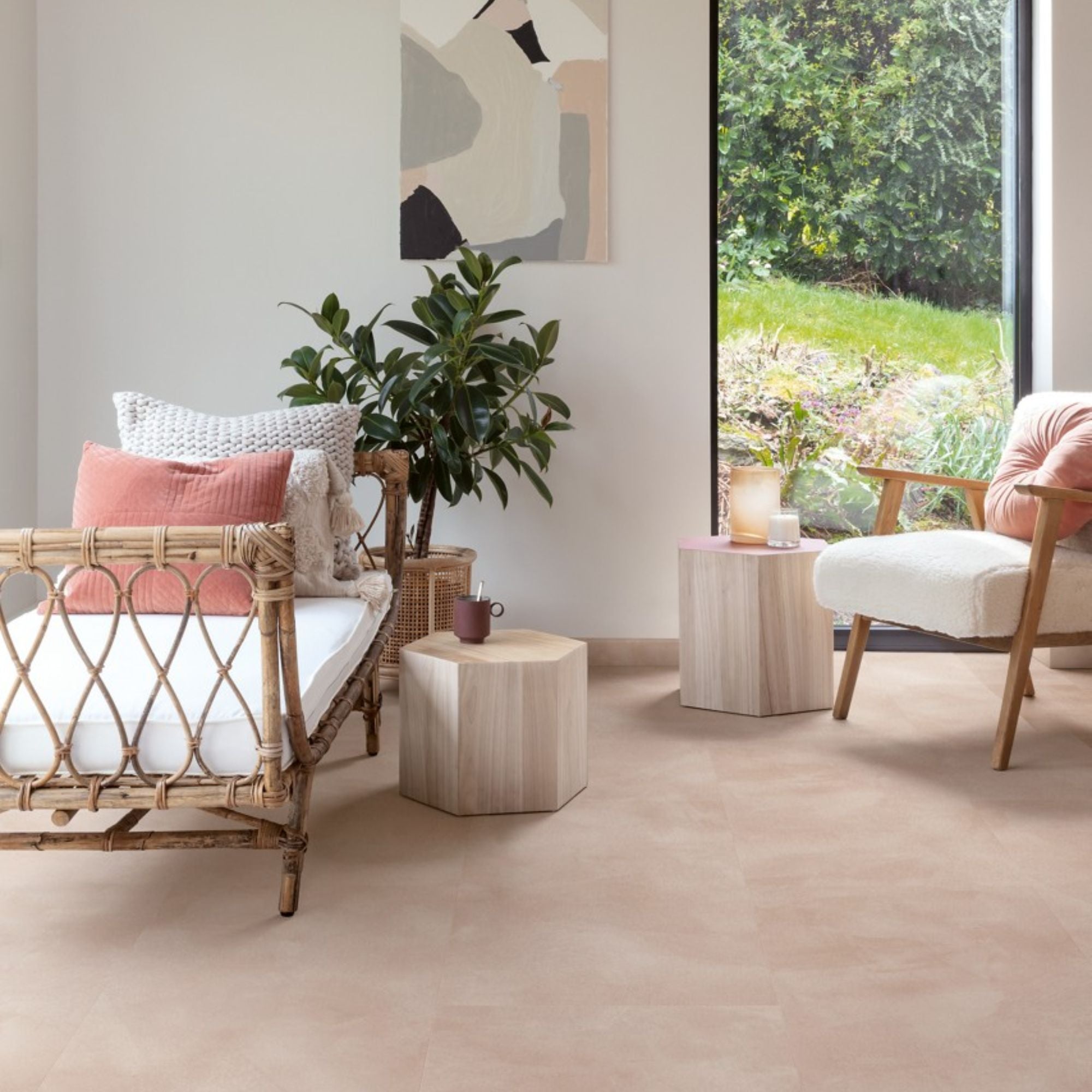 Pavimento in PVC ILLUME BLUSH SOFT QUICK-STEP tonalità rosa tenue con ...