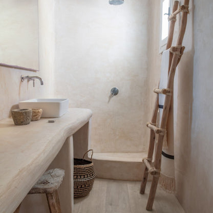 Pavimento in Laminato CAPTURE ROVERE PATINA GRIGIO QUICK-STEP pensata per ambienti contemporanei e dove si richiede un colore neutro