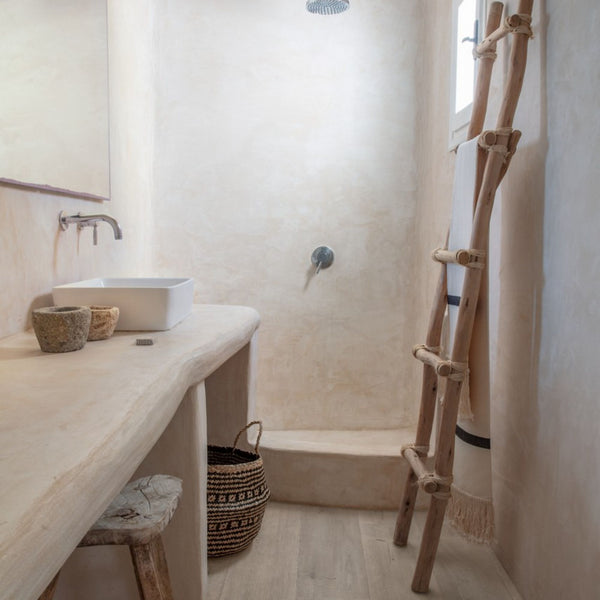 Pavimento in Laminato CAPTURE ROVERE PATINA GRIGIO QUICK-STEP pensata per ambienti contemporanei e dove si richiede un colore neutro