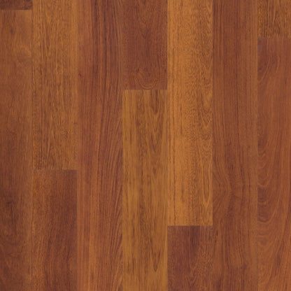 Pavimento in Laminato ELIGNA MERBAU QUICK-STEP con doga elegante, impermeabilità totale e compatibilità con riscaldamento a pavimento