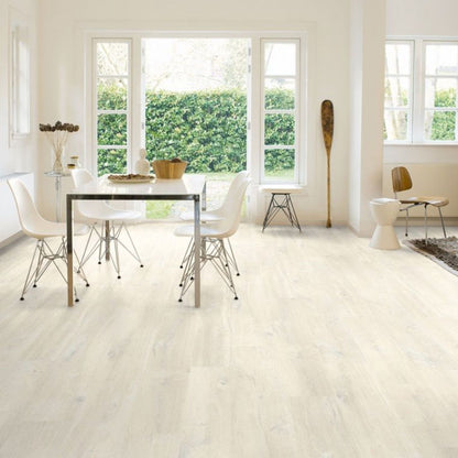 Pavimento in Laminato CREO ROVERE CHARLOTTE BIANCO QUICK-STEP effetto legno naturale, resistenti, compatibili con riscaldamento a pavimento