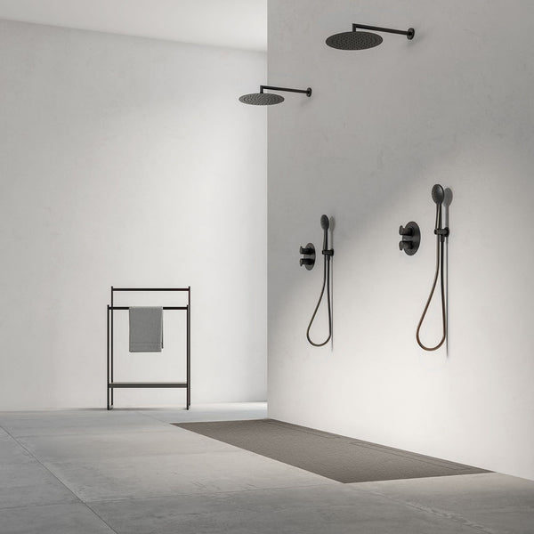 # PIATTO DOCCIA ELAX WORLD con nucleo flessibile - FIORA BATH flessibile, antiscivolo e resistente agli urti