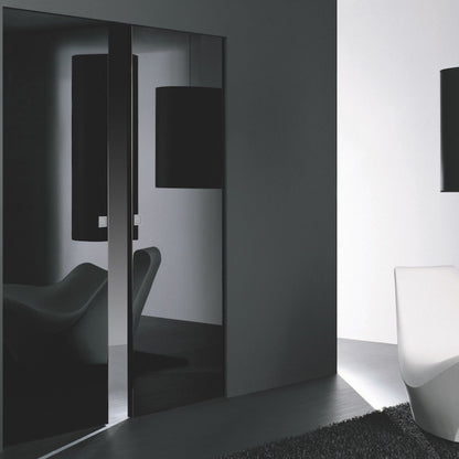 # PORTA MISS - RES ITALIA Design versatile con laccature, legni e materiali ricercati per ogni ambiente