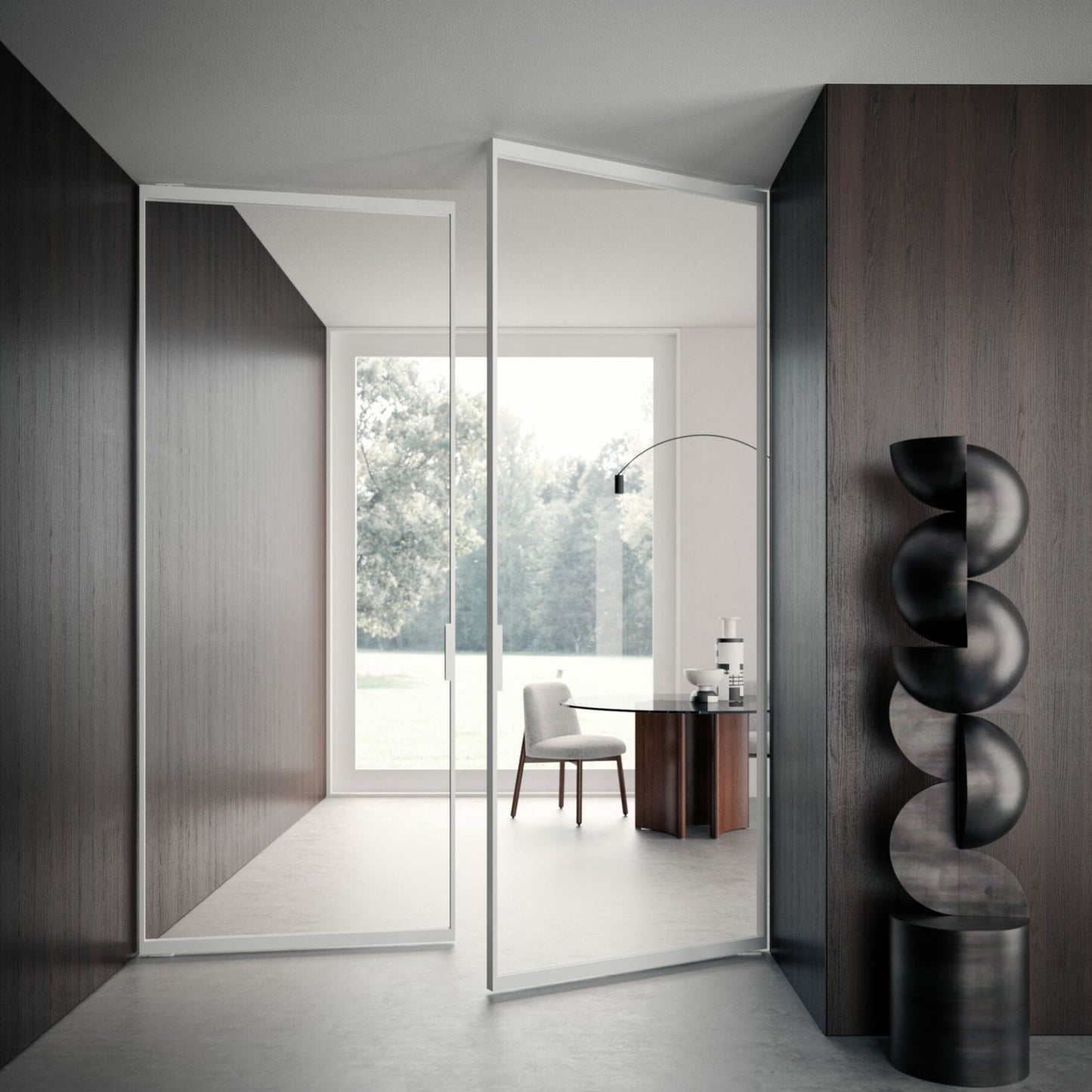 # PORTA SELENE - RES ITALIA con cornice sottile e minimale studiata per esaltare la leggerezza e la purezza del vetro