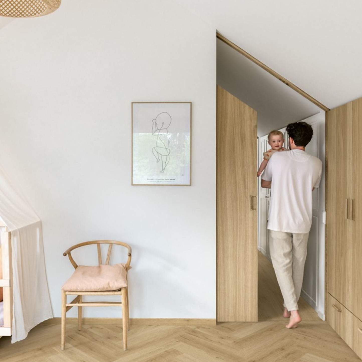 Pavimento in PVC CIRO BEIGE NATURALE QUICK-STEP finitura beige naturale restituisce un effetto legno sobrio e luminoso