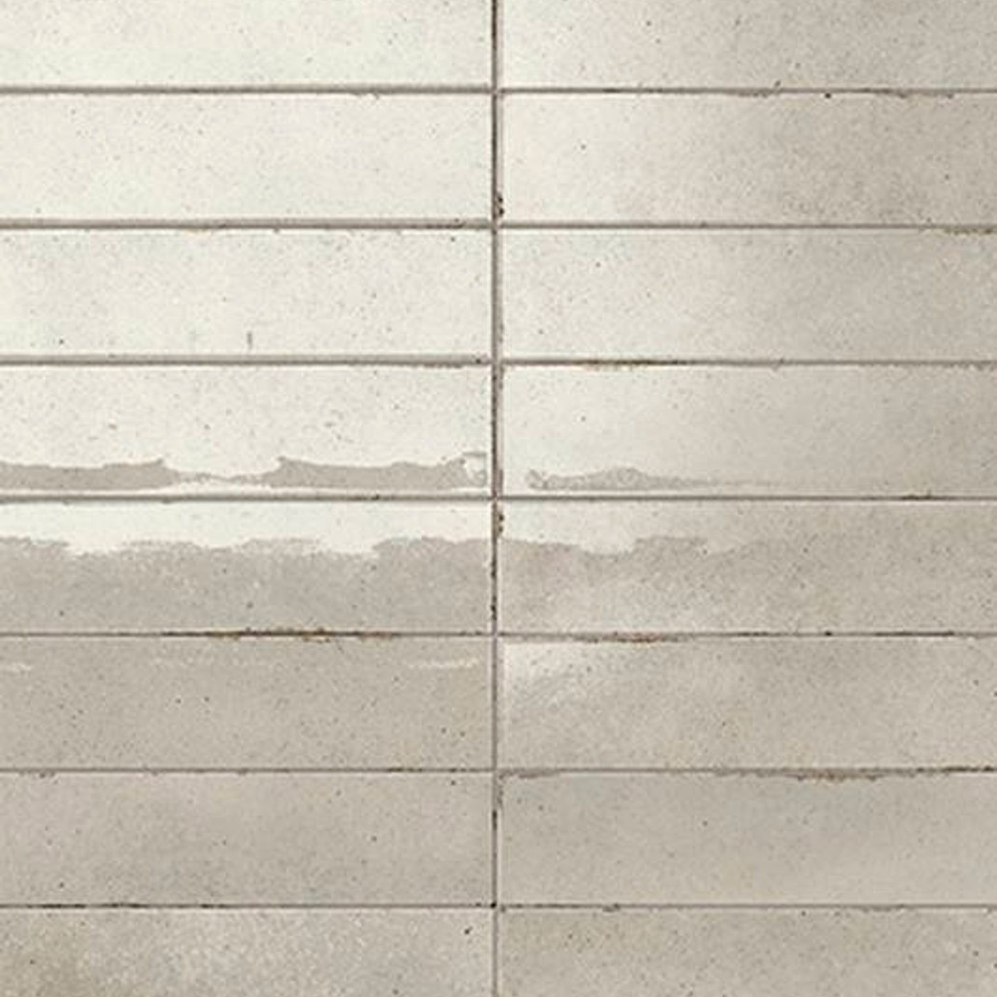 BRIT FONDOVALLE rivestimento per pareti dal pattern visivo dinamico, le rifrazioni della luce creano giochi di colore che ricordano le sfumature del mare