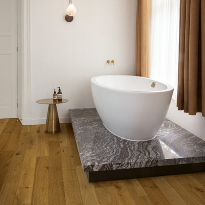 Pavimento in PARQUET AMATO ROVERE CANNELLA EXTRA OPACO QUICK-STEP effetto legno posa stabile Uniclic Multifit per ambienti residenziali