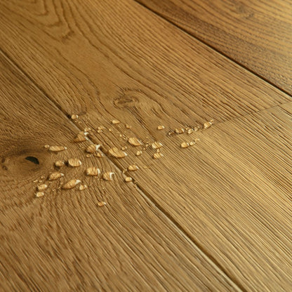 Pavimento in PARQUET AMATO ROVERE CANNELLA EXTRA OPACO QUICK-STEP effetto legno posa stabile Uniclic Multifit per ambienti residenziali