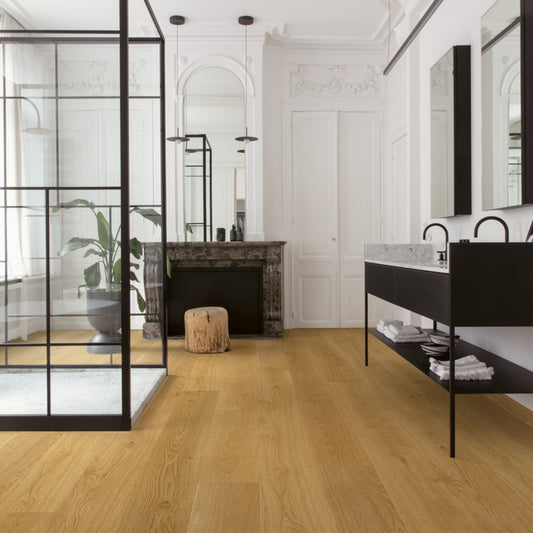 Pavimento in PARQUET CASCADA ROVERE NATURALE EXTRA OPACO QUICK-STEP effetto legno pensato per chi desidera pavimenti eleganti, duraturi e facili da mantenere