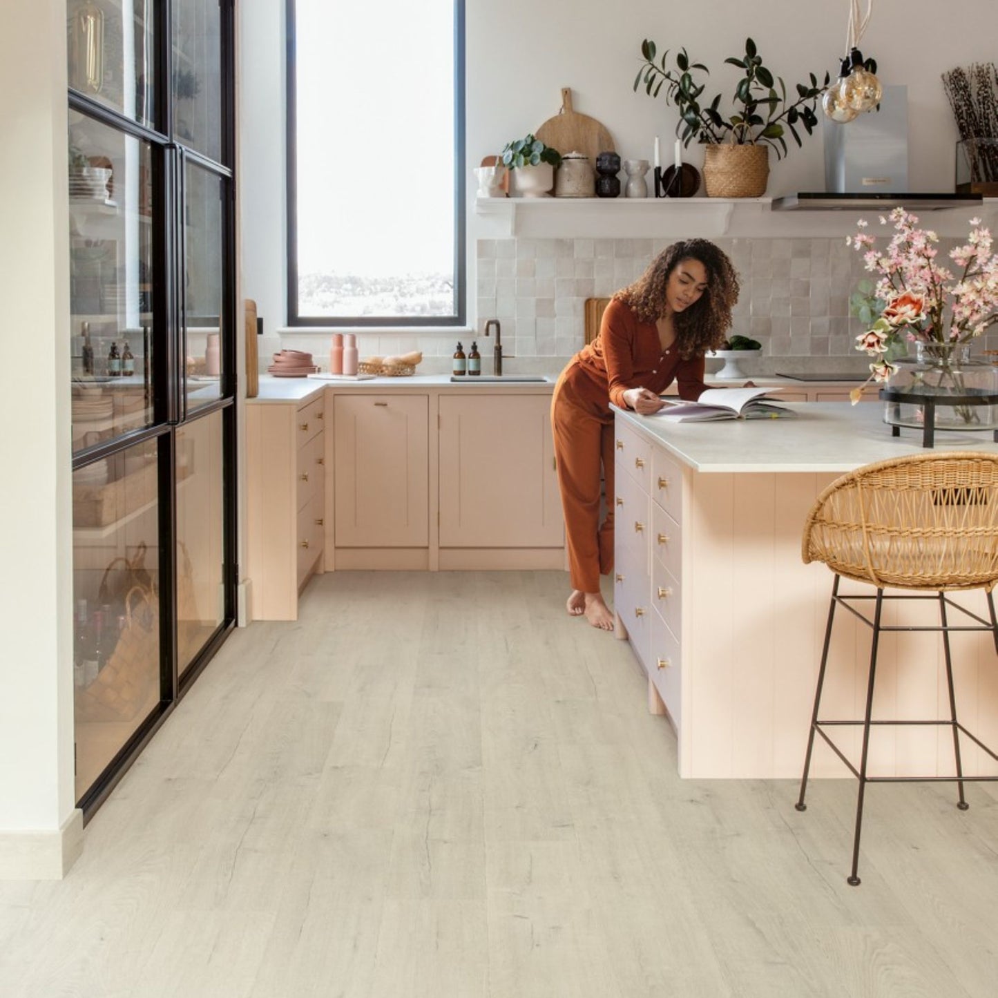 Pavimento in Laminato CAPTURE ROVERE PATINA MORBIDO QUICK-STEP è protetta dalla tecnologia Scratch Guard, aumentare la resistenza ai graffi
