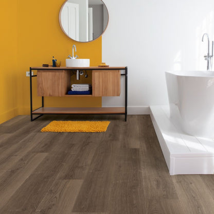 Pavimento in Laminato CAPTURE ROVERE SPAZZOLATO MARRONE QUICK-STEP sistema Uniclic e compatibile con riscaldamento a pavimento