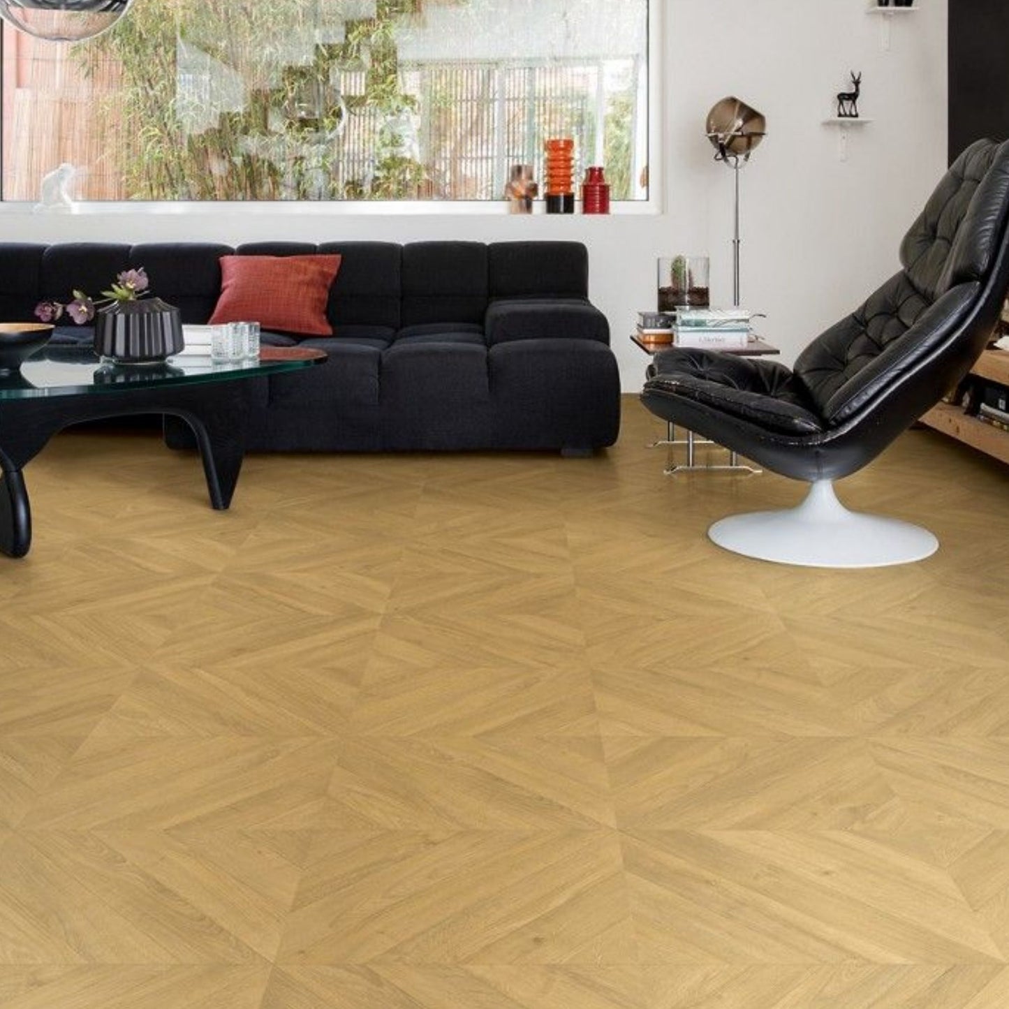 Pavimento in Laminato IMPRESSIVE PATTERNS ROVERE SPINA NATURALE QUICK-STEP posa geometrica, impermeabilità totale, resistenza ai graffi e compatibilità con riscaldamento a pavimento