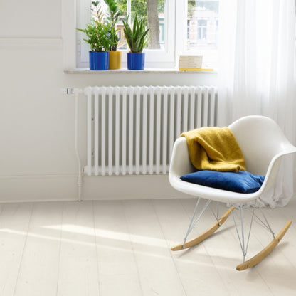 Pavimento in Laminato CAPTURE ROVERE TINTO BIANCO QUICK-STEP con tecnologia Scratch Guard, 100% impermeabile, posa Uniclic