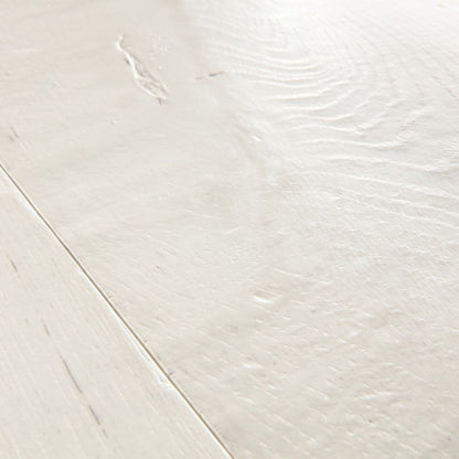 Pavimento in Laminato CAPTURE ROVERE TINTO BIANCO QUICK-STEP con tecnologia Scratch Guard, 100% impermeabile, posa Uniclic