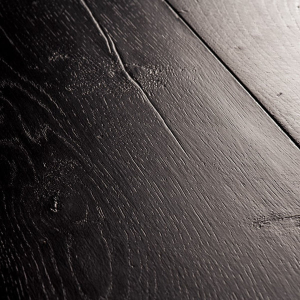 Pavimento in Laminato CAPTURE ROVERE TINTO NERO QUICK-STEP impermeabile, resistente ai graffi e compatibile con riscaldamento a pavimento