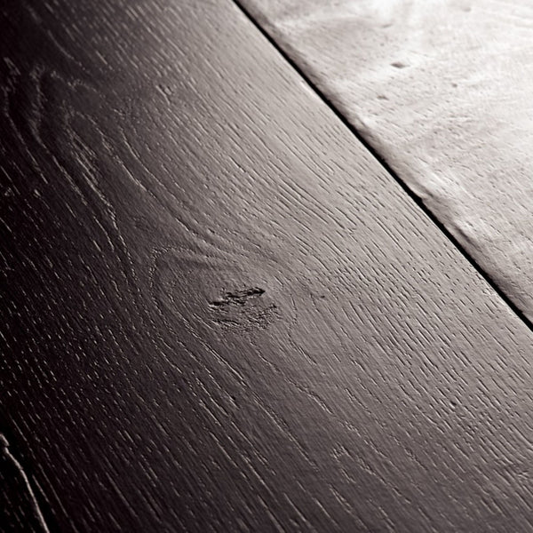 Pavimento in Laminato CAPTURE ROVERE TINTO NERO QUICK-STEP impermeabile, resistente ai graffi e compatibile con riscaldamento a pavimento