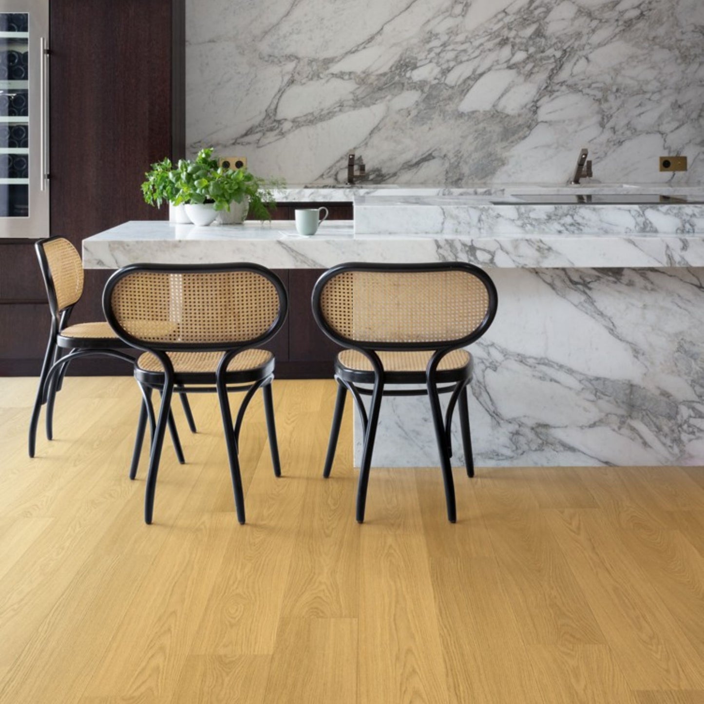 Pavimento in Laminato CAPTURE ROVERE VERNICIATO NATURALE QUICK-STEP impermeabili al 100% con tecnologia Hydroseal e resa estetica effetto legno naturale