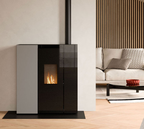 STUFA A PELLET ECOFIRE TIFFANY 13 US Aria Irraggiamento 13kW A+ PALAZZETTI progettata per installazione a filo parete, ideale per ambienti ristretti