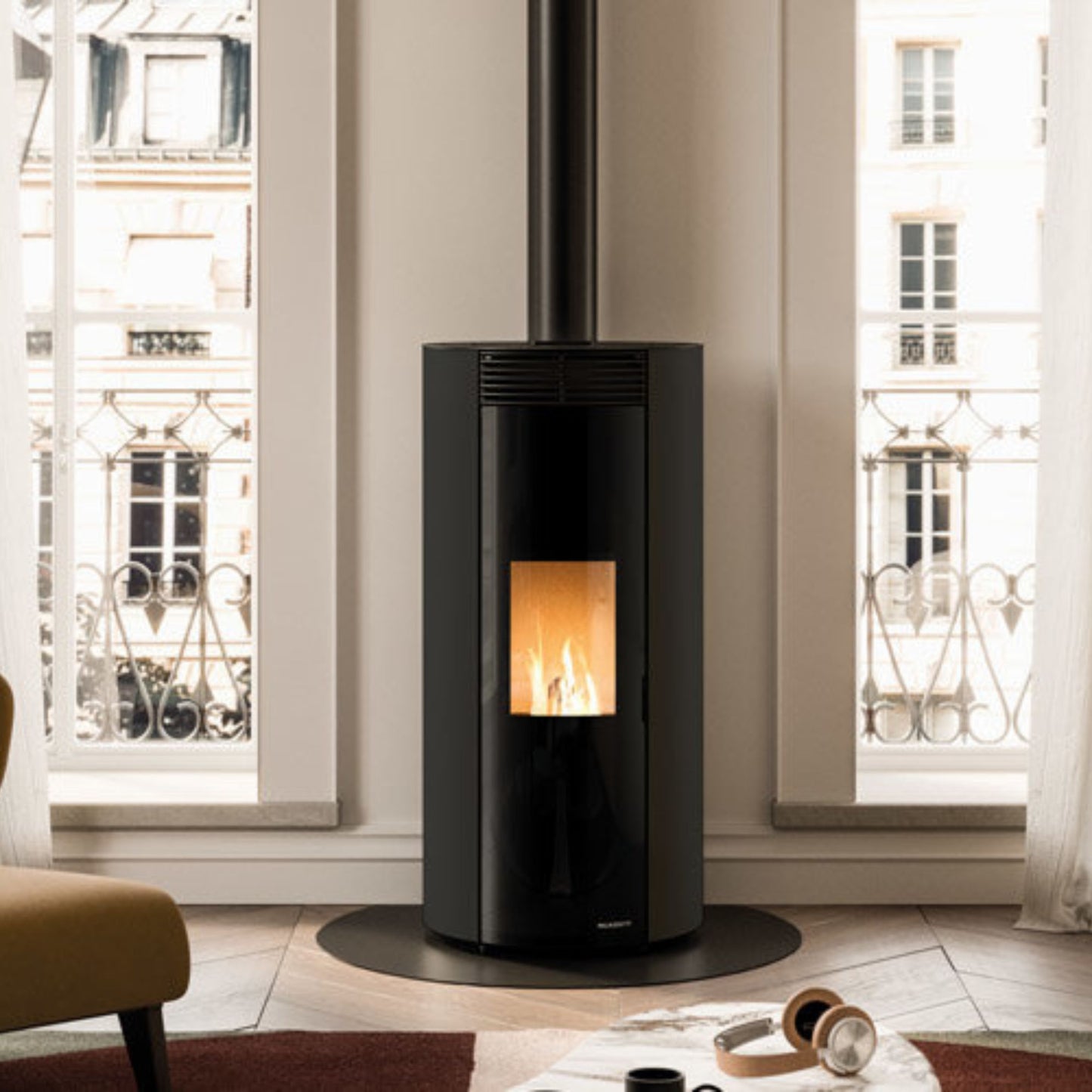 STUFA A PELLET ECOFIRE EMILY 6 US Aria ventilata 6kW PALAZZETTI ermetica uscita fumi superiore coassiale design rotondo autopulente 5 stelle