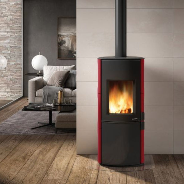 STUFA A LEGNA DALIA Aria irraggiamento 7kW A PALAZZETTI con porta verticale a chiusura automatica e rivestimento in ceramica stondata per riscaldamento domestico