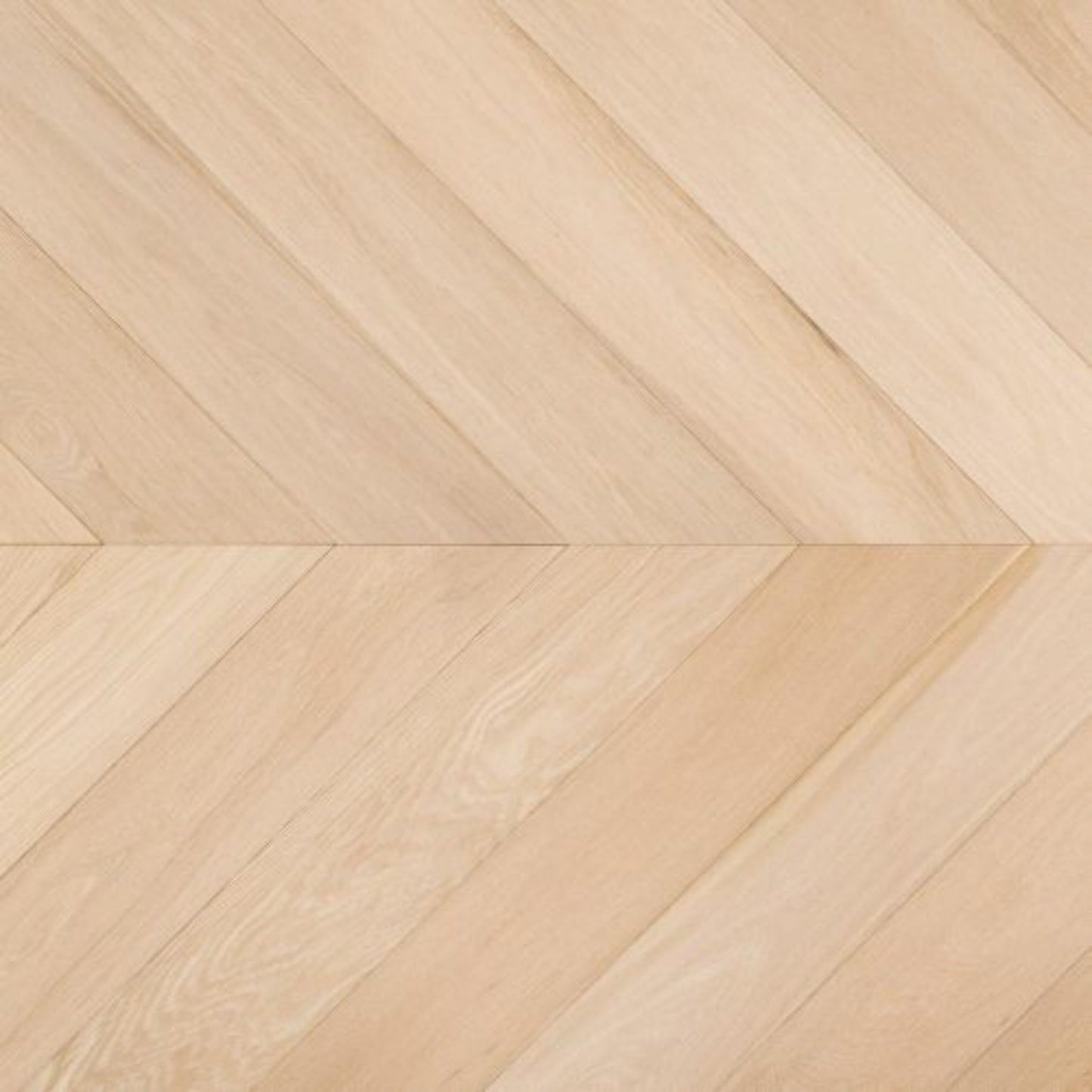 # PARQUET A DISEGNO SPINA UNGHERESE 45° ROVERE - LABOR LEGNO eleganza classica, tonalità chiare, posa a disegno per ambienti raffinati
