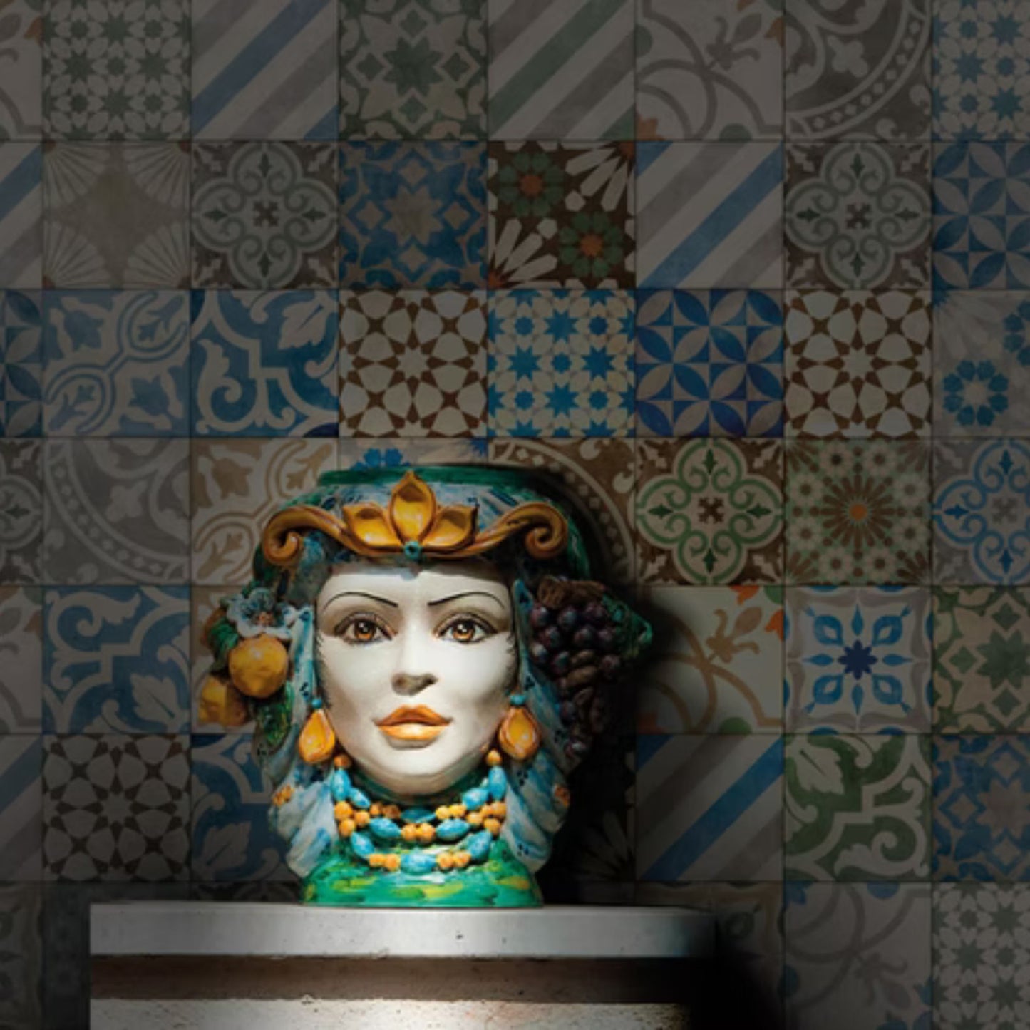 TALÈ SAVOIA ITALIA Piastrelle in gres porcellanato decorato effetto cementine vintage artigianali per pavimenti e rivestimenti d’interni