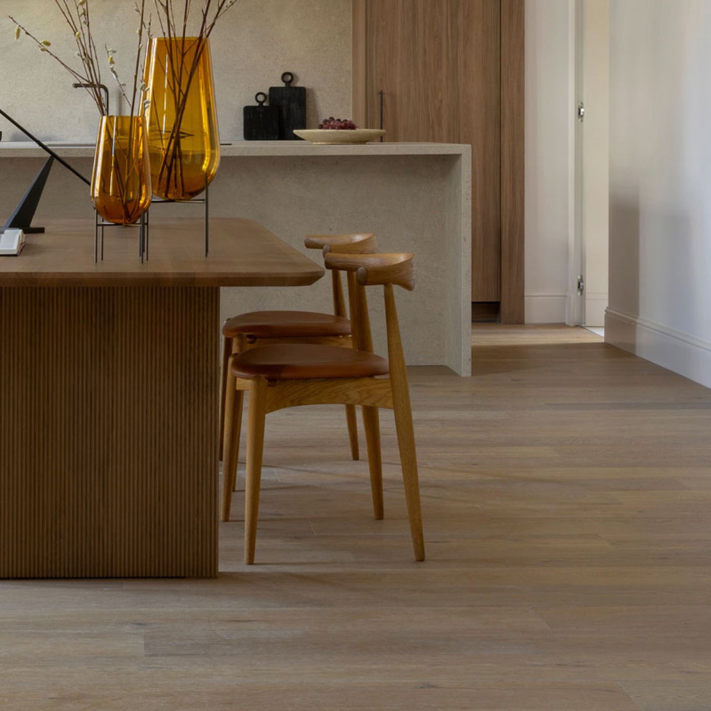 # PARQUET STRATIFICATO UNIKO ROVERE - LABOR LEGNO con finiture chiare e scure, lucentezza naturale, posa flottante o incollata