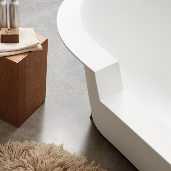 # VASCA DA BAGNO OFELIA IN SOLID SURFACE CON STRUTTURA - CERAMICA CIELO ideale per ambienti bagno moderni e ricercati