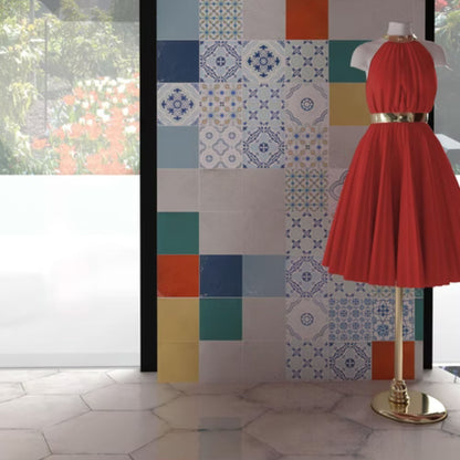 VIETRI SAVOIA ITALIA Piastrelle in gres porcellanato decorato effetto maioliche partenopee vivaci e artigianali per pavimenti e rivestimenti