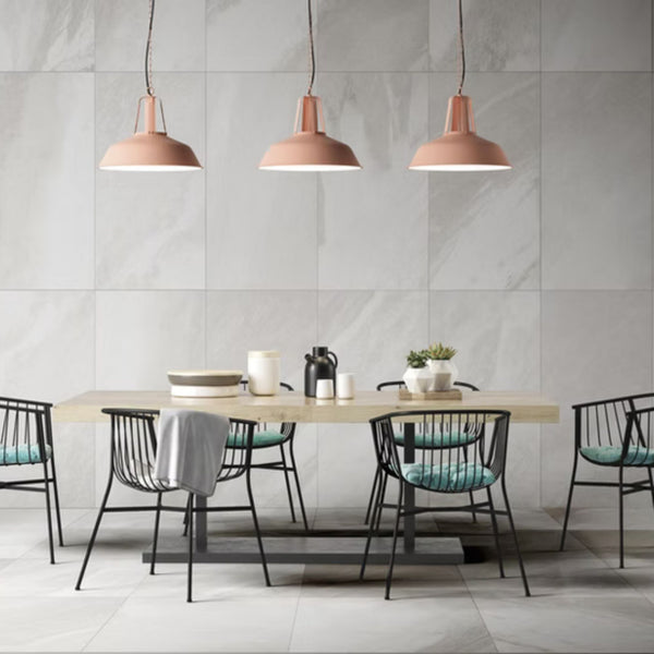 WAVES SAVOIA ITALIA Piastrelle in gres porcellanato effetto pietra dal design naturale e contemporaneo