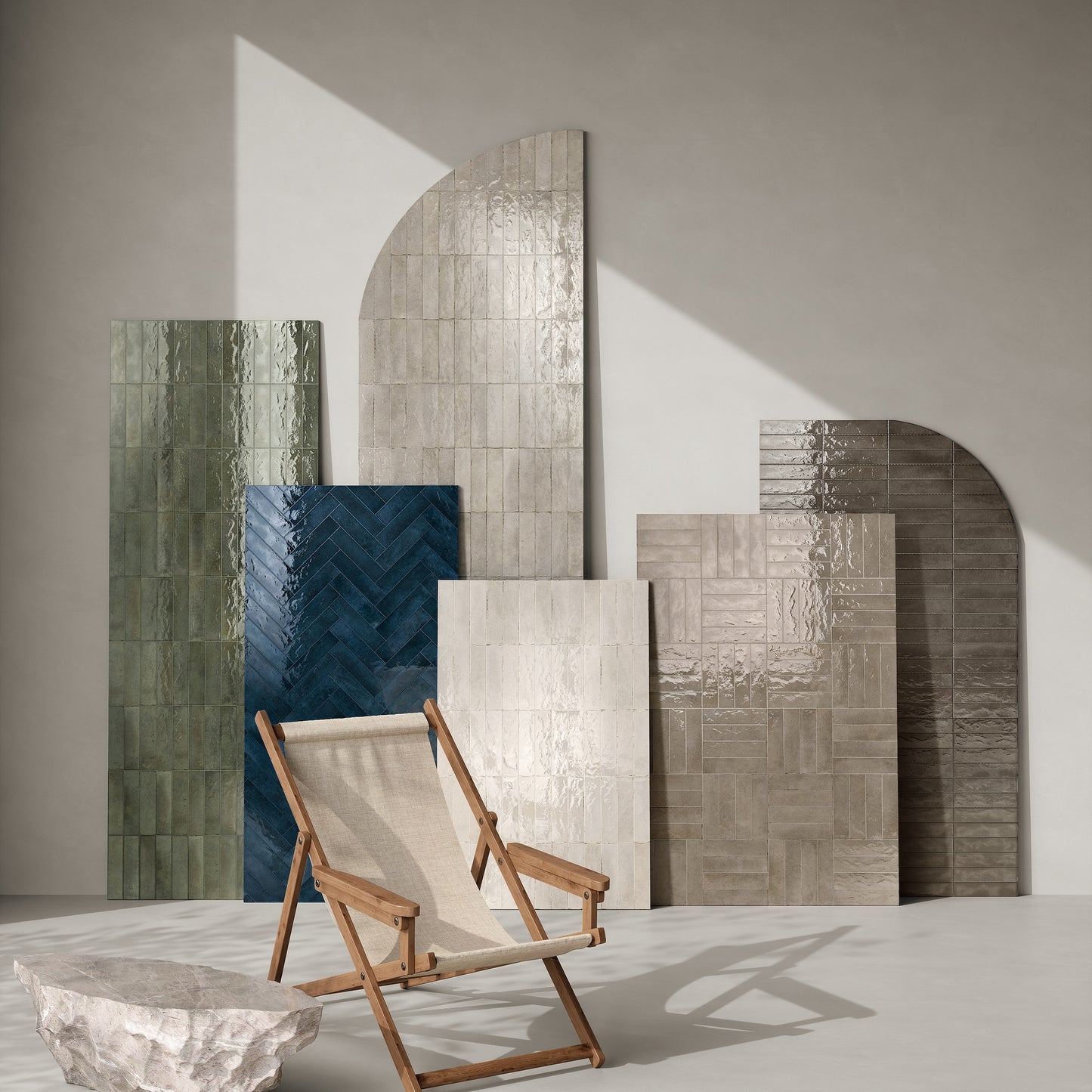 BRIT FONDOVALLE rivestimento per pareti dal pattern visivo dinamico, le rifrazioni della luce creano giochi di colore che ricordano le sfumature del mare