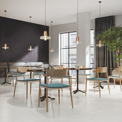 RES ART FONDOVALLE gres porcellanato effetto resina spatolata superfici materiche dal design contemporaneo.