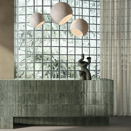 BRIT FONDOVALLE rivestimento per pareti dal pattern visivo dinamico, le rifrazioni della luce creano giochi di colore che ricordano le sfumature del mare