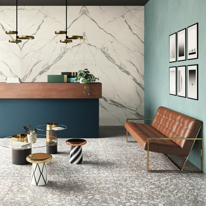 INFINITO 2.0 FONDOVALLE Marmi total black, grigi look naturale, marroni e bianchi dalle texture variegate e venature ampie