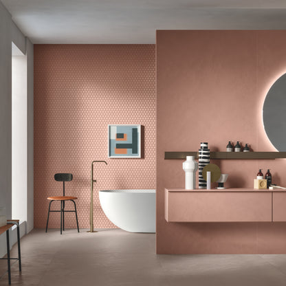 RES ART FONDOVALLE gres porcellanato effetto resina spatolata superfici materiche dal design contemporaneo.