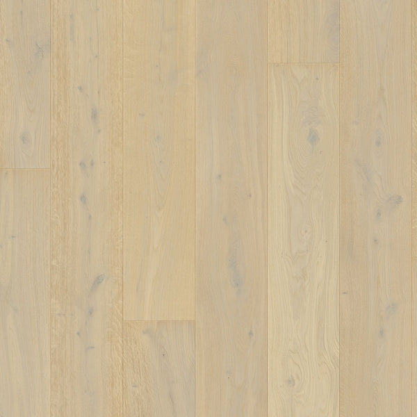 Pavimento in PARQUET MASSIMO ROVERE MARGHERITA EXTRA OPACO QUICK-STEP esalta la naturale texture del legno illuminando gli ambient