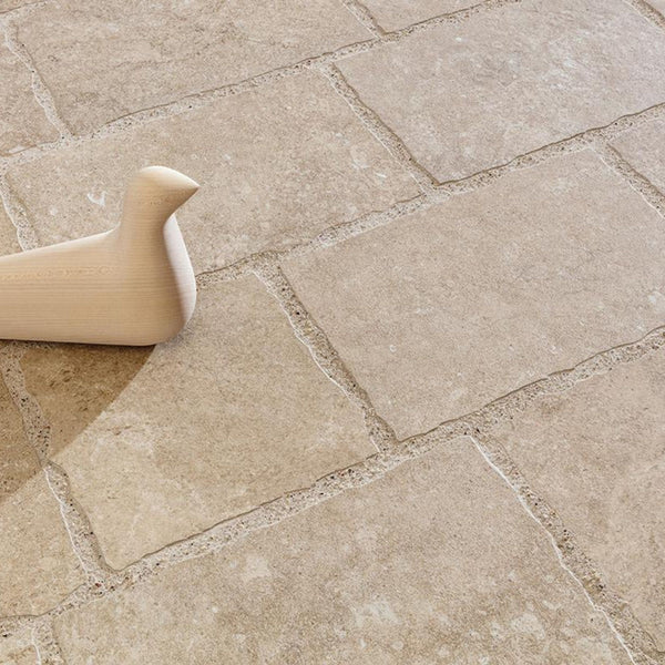 # MAPIERRE - EMILCERAMICA pietra di borgogna anticata ricca di contrasti e dal grande pregio