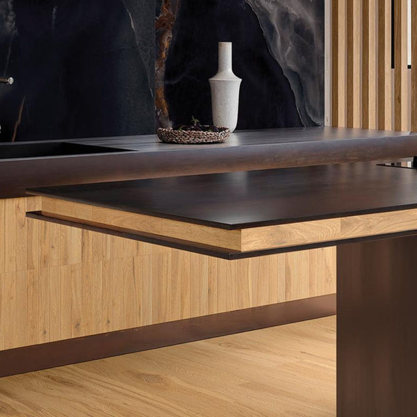 # PLAYWOOD - EMILCERAMICA collezione ceramica che prende ispirazione del legno di quercia