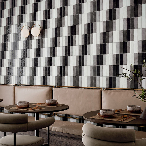 # SMALL - LA FABBRICA AVA fondi dal look acquarello dove il colore è al centro del design
